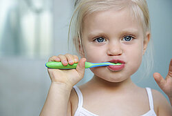 Zahnbürsten_für_Kinder